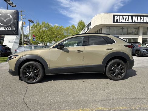 Used 2025 MAZDA CX-30 Carbon AWD/4WD image 4