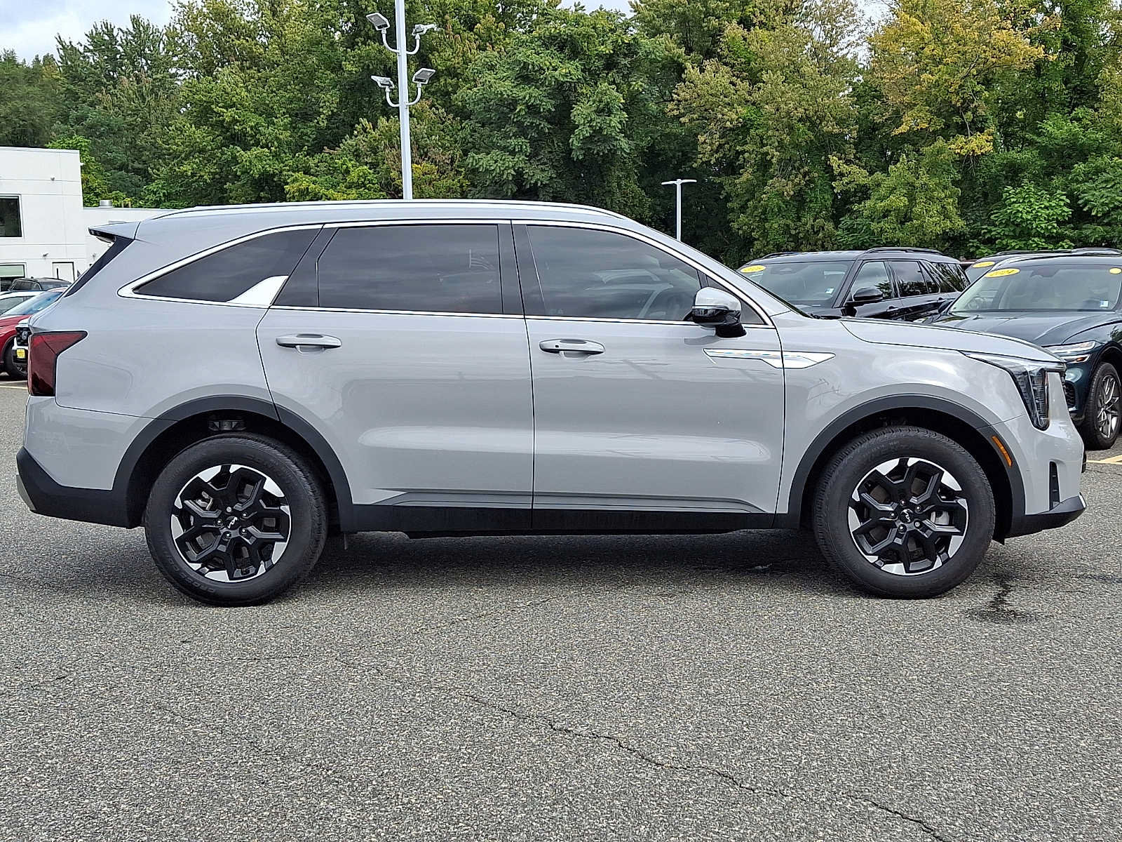 Used 2024 Kia Sorento S w/ Panoramic Sunroof Package AWD/4WD image 7