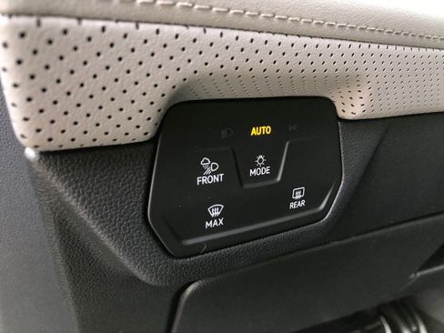 New 2026 Volkswagen Atlas Peak Edition AWD/4WD image 13
