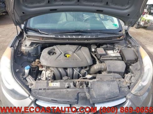 Used 2013 Hyundai Elantra GLS w/ Preferred Pkg image 5