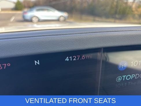 Certified 2025 Lincoln Nautilus Premier image 16