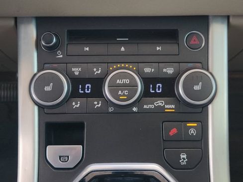 Used 2016 Land Rover Range Rover Evoque SE AWD/4WD image 17