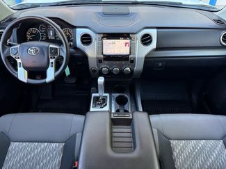 Used 2020 Toyota Tundra SR5 w/ SR5 Upgrade Package AWD/4WD video 3