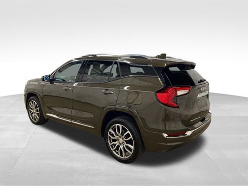 Used 2024 GMC Terrain Denali AWD/4WD image 2