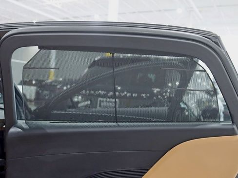 Used 2022 Lucid Air Grand Touring image 42