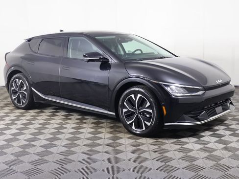 Used 2022 Kia EV6 Wind w/ Wind Technology Package AWD/4WD image 2