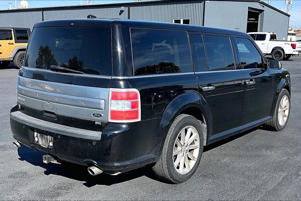 Used 2018 Ford Flex Limited AWD/4WD image 9