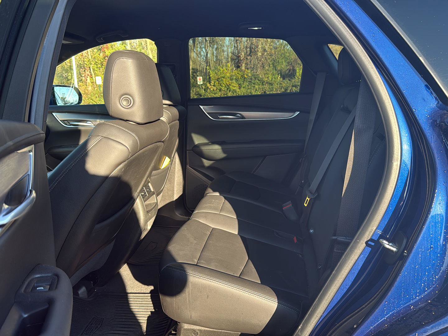 Used 2024 Cadillac XT5 Luxury AWD/4WD image 11
