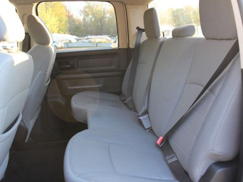 Used 2013 RAM 2500 Tradesman w/ Chrome Appearance Group image 31