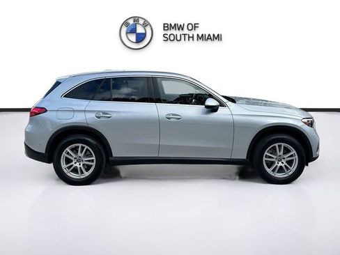 Used 2025 Mercedes-Benz GLC 300 4MATIC image 8