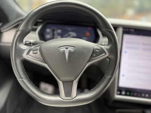 Used 2018 Tesla Model S 100D image 43