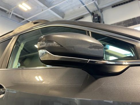 Used 2021 Subaru Outback Limited image 32