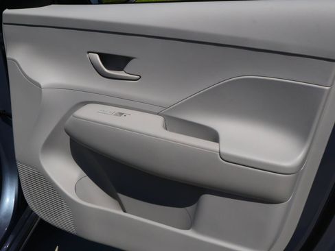 Used 2024 Hyundai Kona SEL FWD image 14