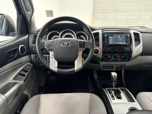 Used 2015 Toyota Tacoma 4x4 Double Cab w/ SR5 Package image 20