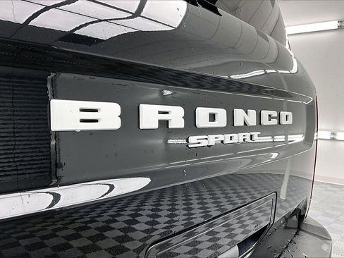 Used 2024 Ford Bronco Sport Heritage w/ Heritage Convenience Package image 8