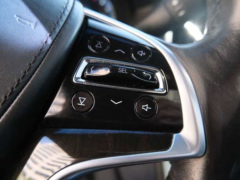 Used 2019 Cadillac Escalade ESV Platinum AWD/4WD image 43