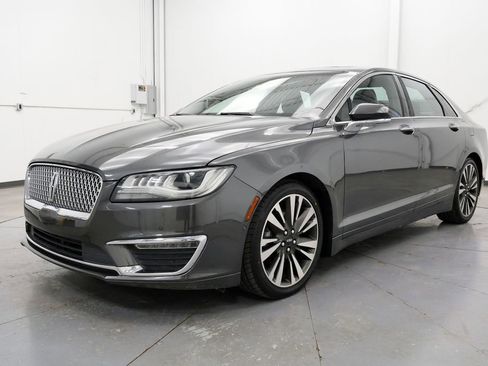 Used 2020 Lincoln MKZ Reserve w/ Elements Package FWD image 3