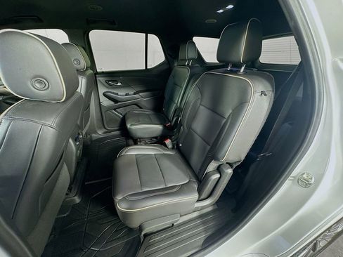 Used 2022 Chevrolet Traverse Premier image 30