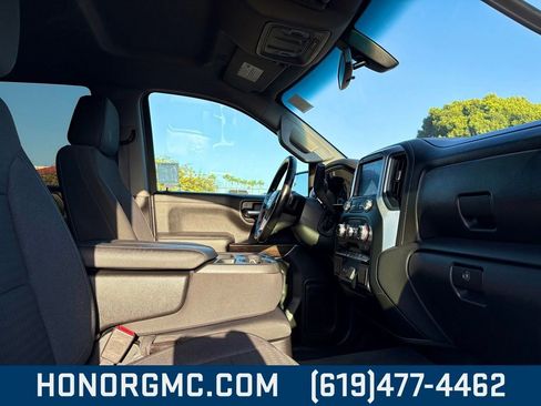 Used 2020 GMC Sierra 1500 SLE w/ SLE Value Package image 20