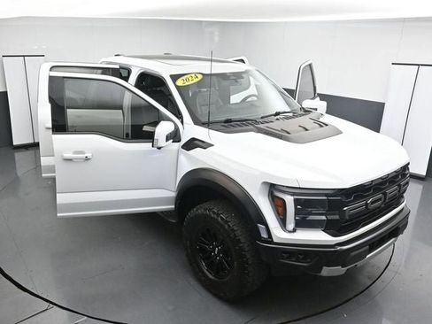 Certified 2024 Ford F150 Raptor AWD/4WD image 37