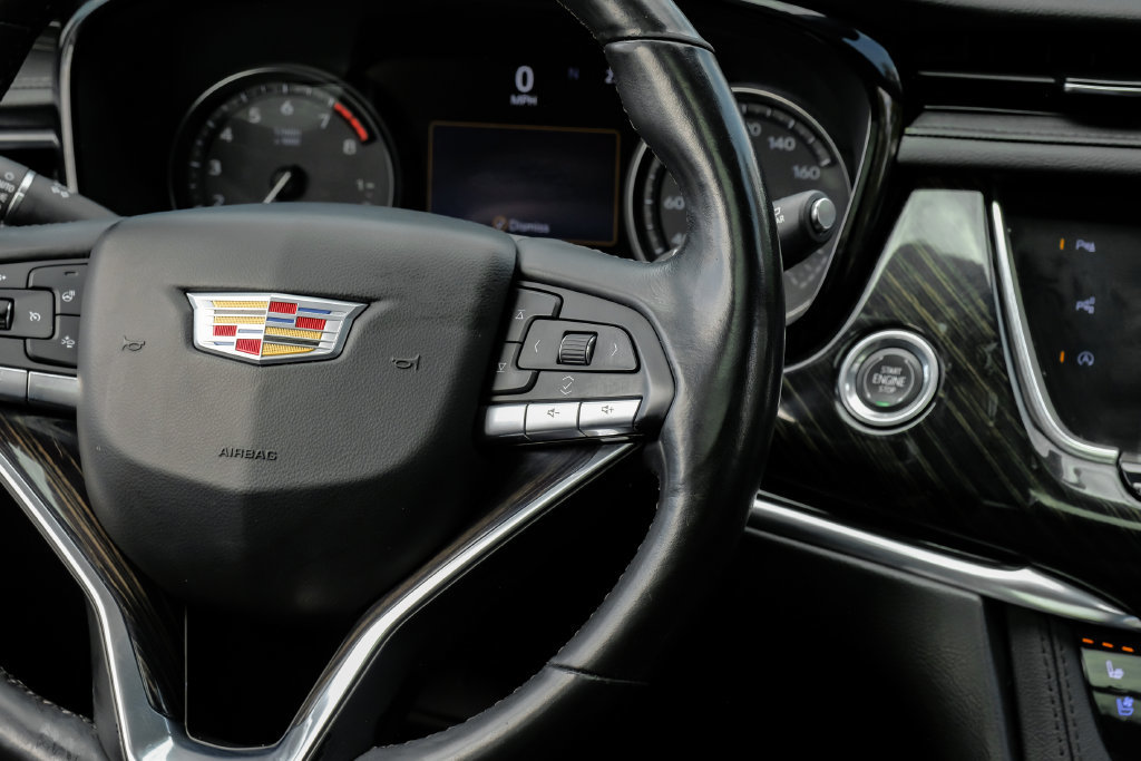Used 2020 Cadillac XT6 Premium Luxury FWD image 22