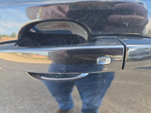 Used 2024 GMC Terrain SLT image 10