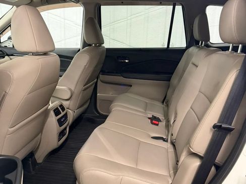 Used 2016 Honda Pilot Touring image 27