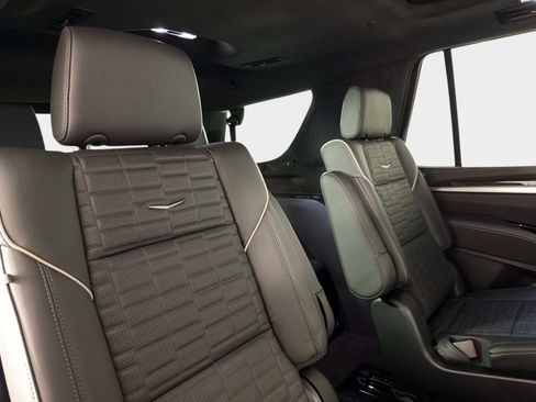 Used 2026 Cadillac Escalade Platinum Sport w/ LPO, ONYX Package AWD/4WD image 23