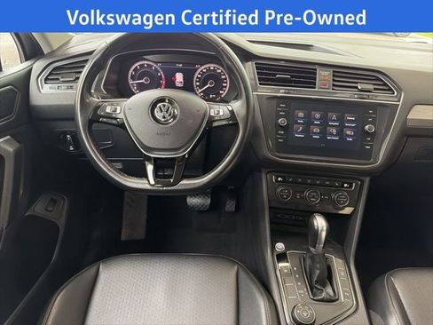 Certified 2019 Volkswagen Tiguan SEL w/ 3rd Row Seat Package image 22