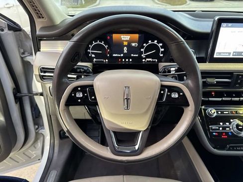 Certified 2021 Lincoln Corsair FWD w/ Premium Package image 23
