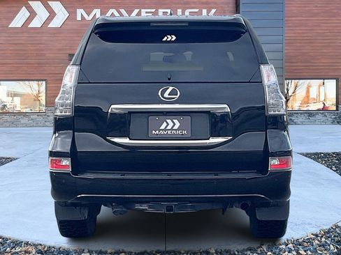 Used 2017 Lexus GX 460 Luxury image 6
