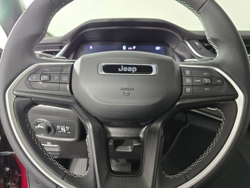 New 2025 Jeep Grand Cherokee Laredo X image 20