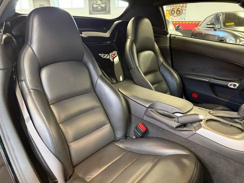 Used 2007 Chevrolet Corvette Convertible w/ Preferred Equipment Group image 40