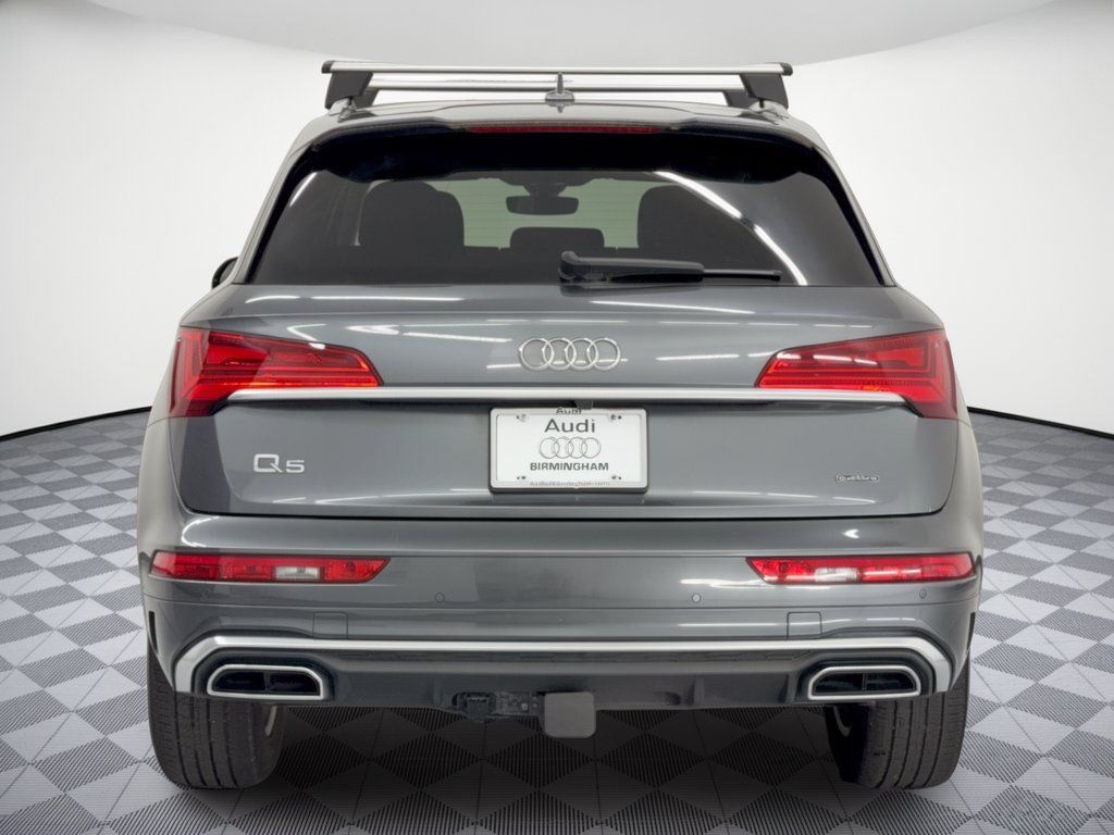 Used 2023 Audi Q5 2.0T Premium w/ Convenience Package AWD/4WD image 11