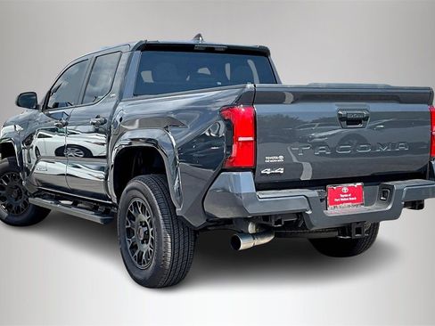 Used 2024 Toyota Tacoma SR5 image 4