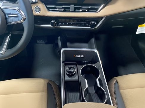 New 2026 Chevrolet Equinox ACTIV w/ Convenience Package III image 15