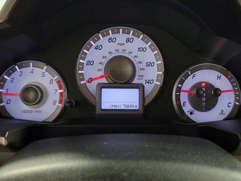 Used 2015 Honda Pilot Touring image 18