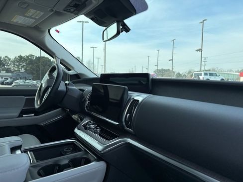 New 2026 Ford Expedition Platinum w/ Platinum Ultimate Package image 14