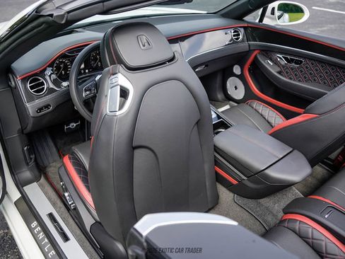 Used 2024 Bentley Continental GT Speed AWD/4WD image 58