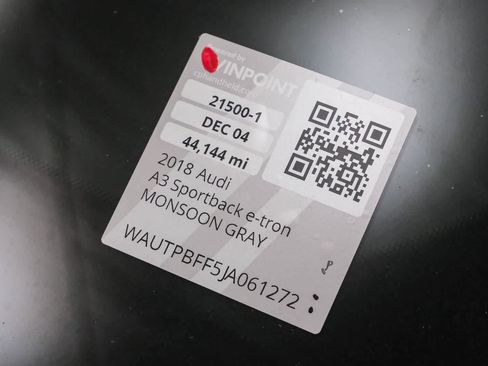 Used 2018 Audi A3 e-tron Premium Plus image 30