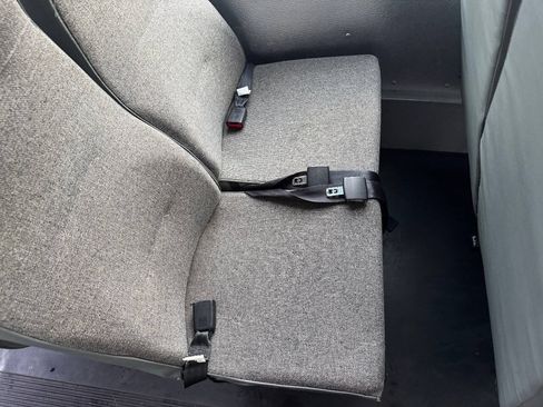 Used 2004 Chevrolet Express 3500 w/ School Bus Package RWD image 36