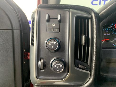 Used 2018 Chevrolet Silverado 1500 LT w/ All Star Edition AWD/4WD image 15