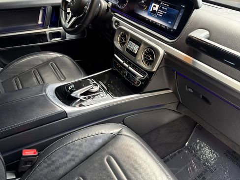 Used 2022 Mercedes-Benz G 550 w/ Exclusive Interior Package image 17
