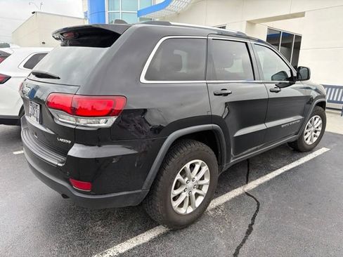 Used 2021 Jeep Grand Cherokee Laredo RWD image 6