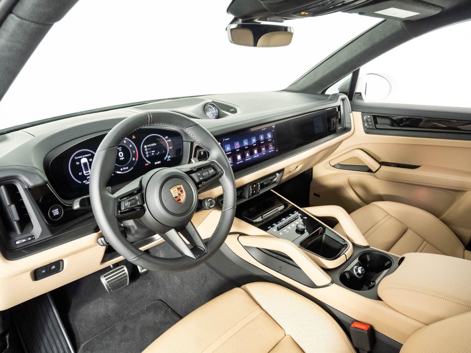Certified 2026 Porsche Cayenne GTS AWD/4WD image 4