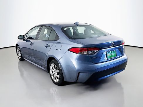 Used 2024 Toyota Corolla LE image 7