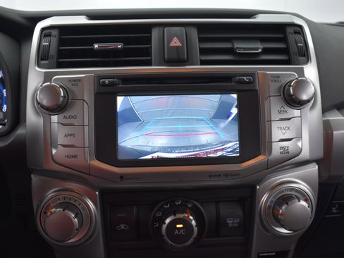 Used 2017 Toyota 4Runner SR5 image 17