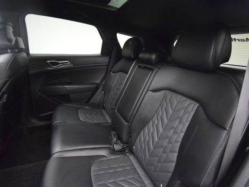 Used 2023 Kia Sportage X-Line w/ X-Line Premium Package AWD/4WD image 23