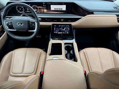 Used 2025 INFINITI QX80 Sensory w/ Exterior Package image 17