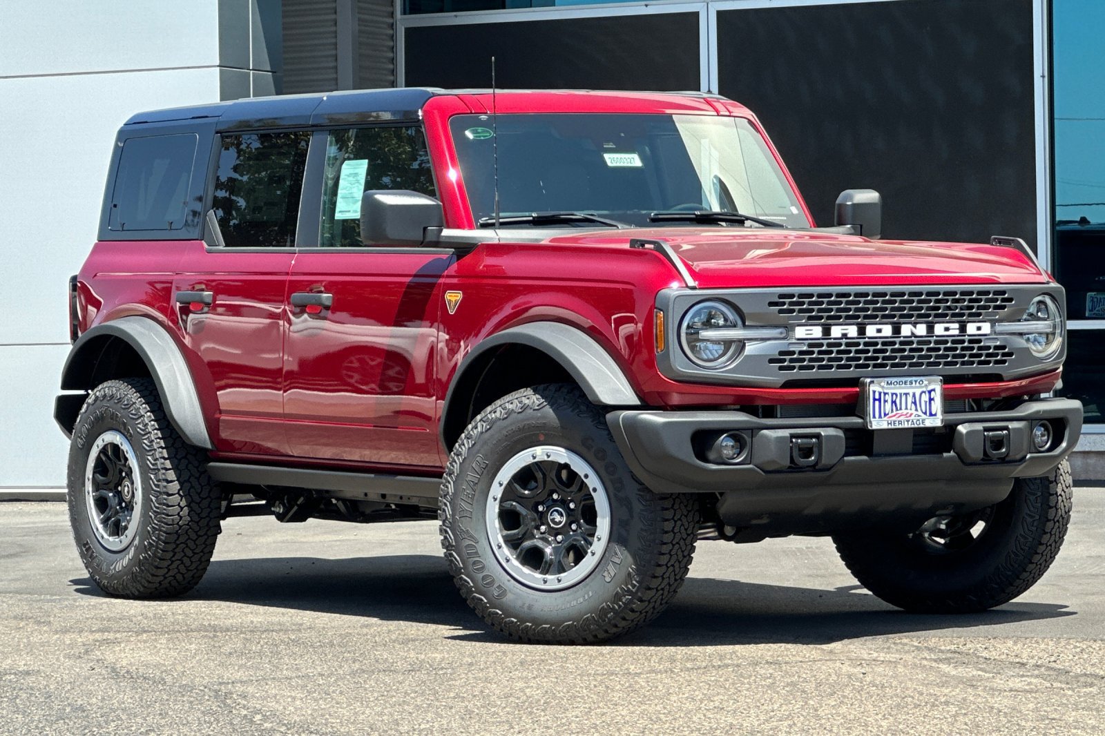 New 2026 Ford Bronco Badlands w/ Sasquatch Package AWD/4WD image 2